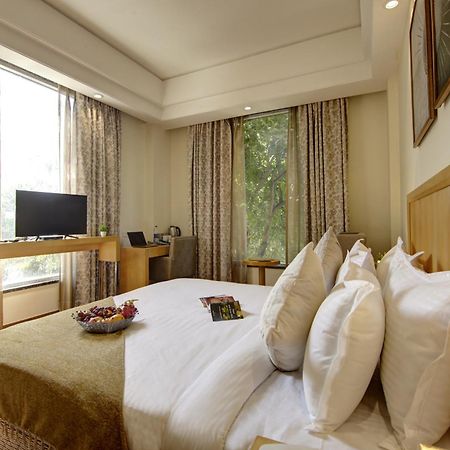 Saltstayz Select - Galleria Market & Golf Course Road Gurgaon Zewnętrze zdjęcie