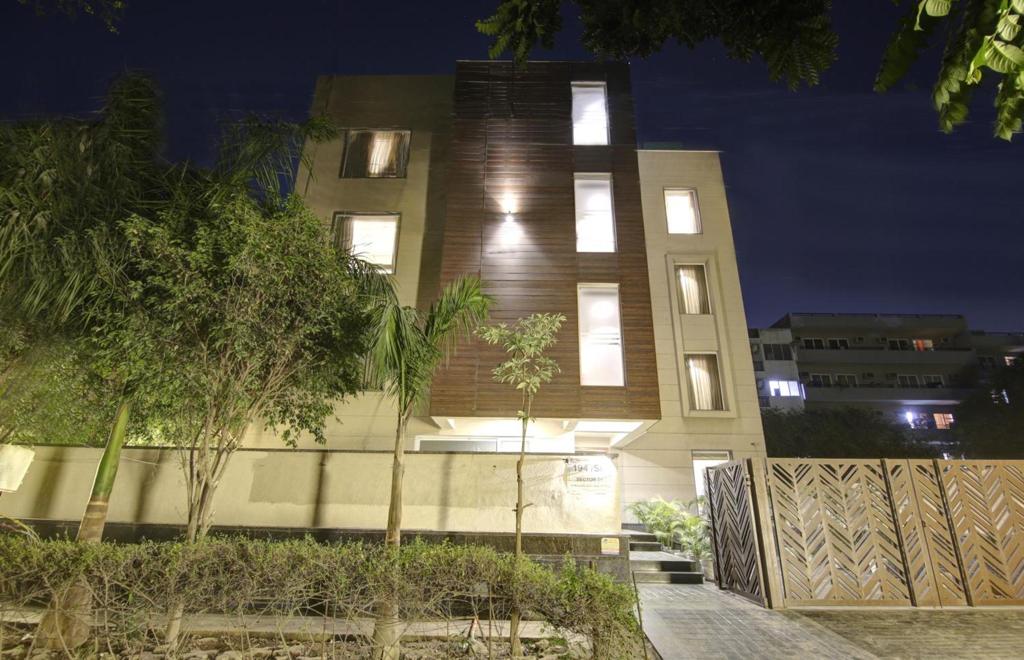 Saltstayz Select - Galleria Market & Golf Course Road Gurgaon Zewnętrze zdjęcie